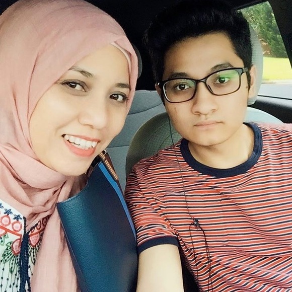 Meet your Posher, Agnes❤ - Picture 3 of 5